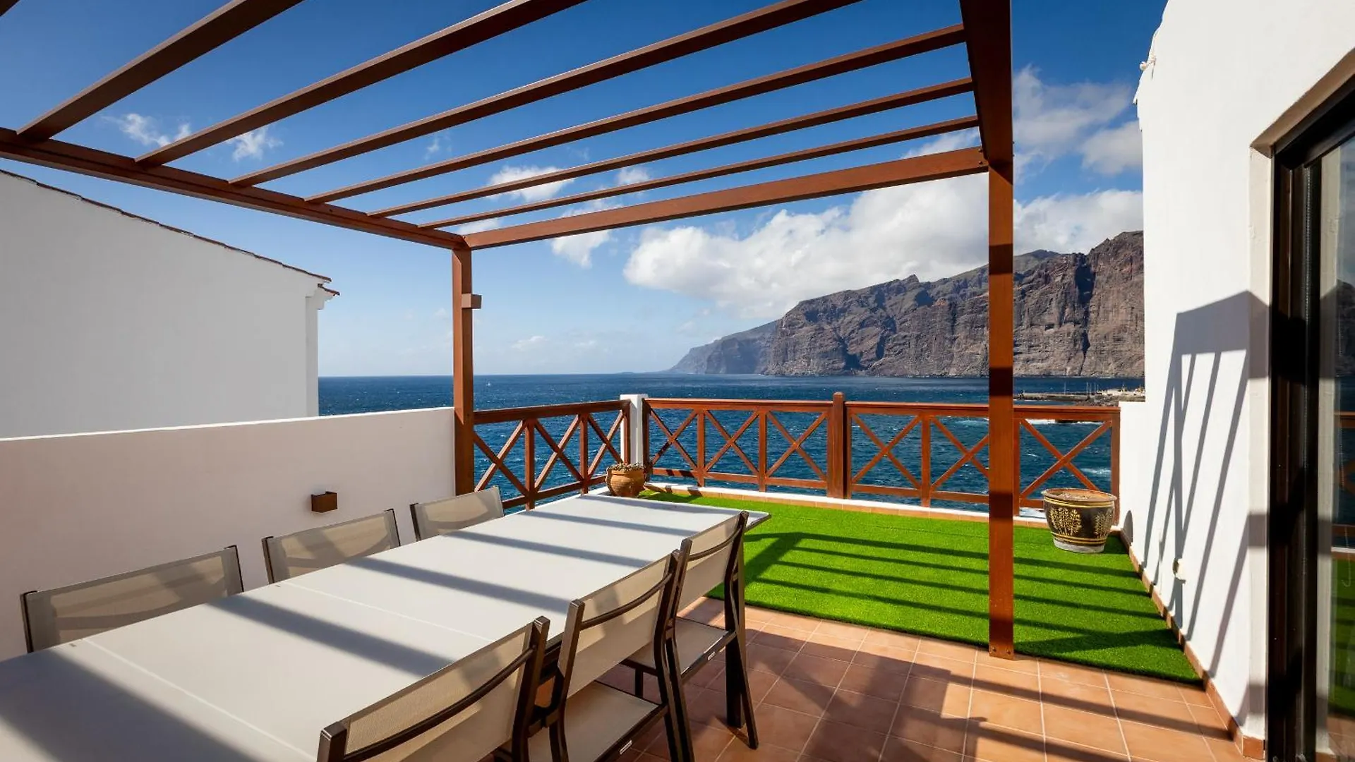 Acantilados De Los Gigantes Puerto de Santiago  Apartamento Puerto de Santiago (Tenerife)