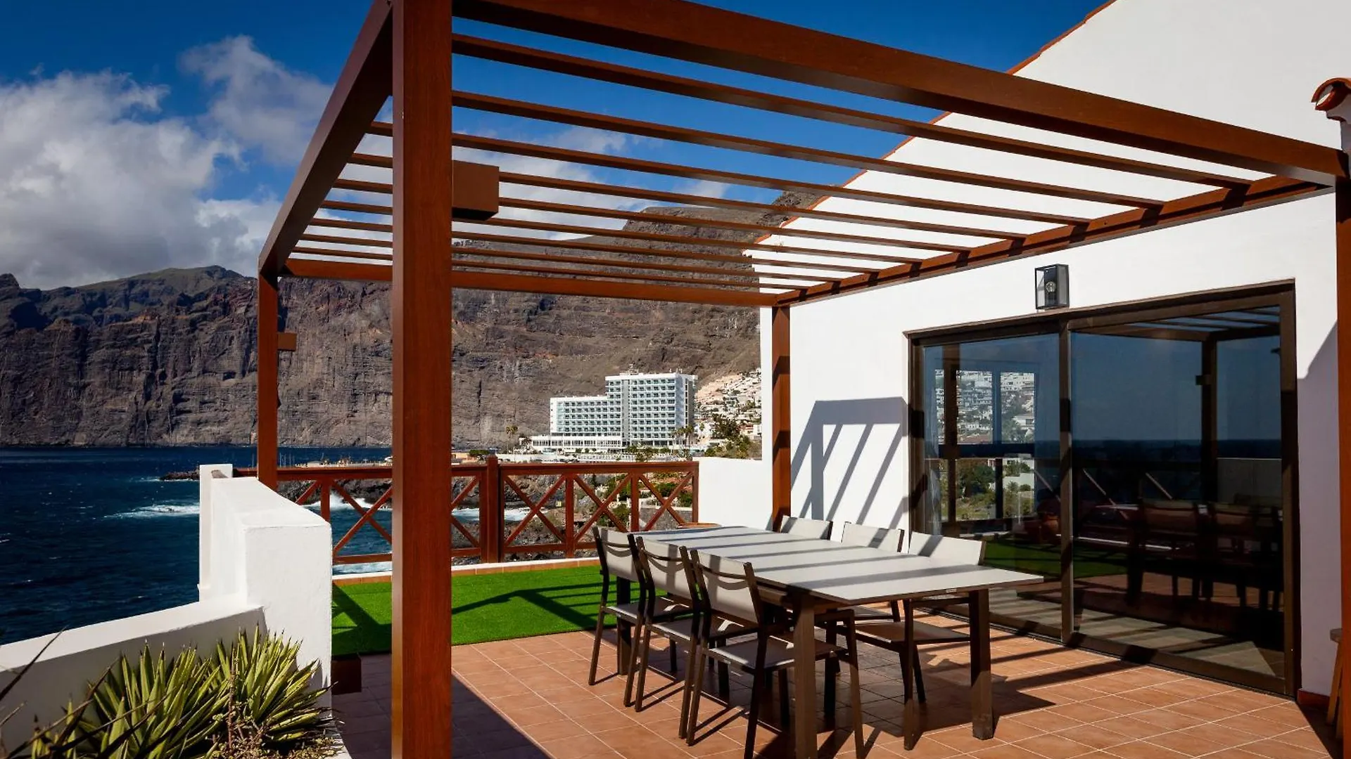 Acantilados De Los Gigantes Puerto de Santiago  Apartmán Puerto de Santiago (Tenerife)